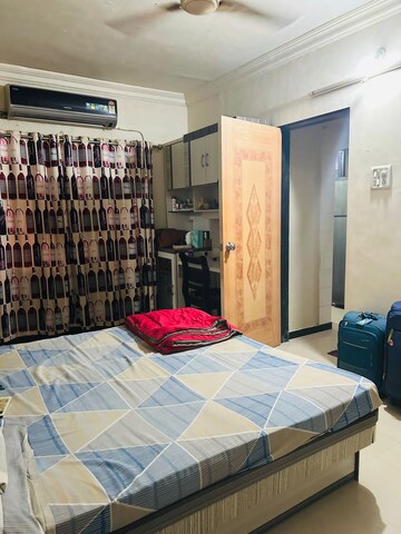 Bedroom in 2 BHK Apartment at Gala Pride Park, Manpada – for Sale
