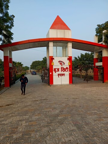  Plot For Sale in Chhatikara