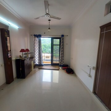 Room in 3 BHK Apartment at K Raheja Raheja Residency, Malad East – for Sale