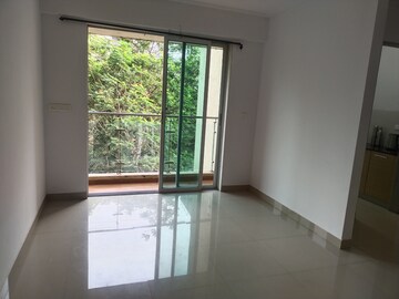 Room in 3 BHK Apartment at L & T Emerald Isle Tower 16, Powai – for Sale