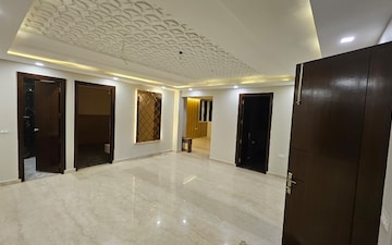 3.5 BHK Builder Floor For Sale in Sector 15