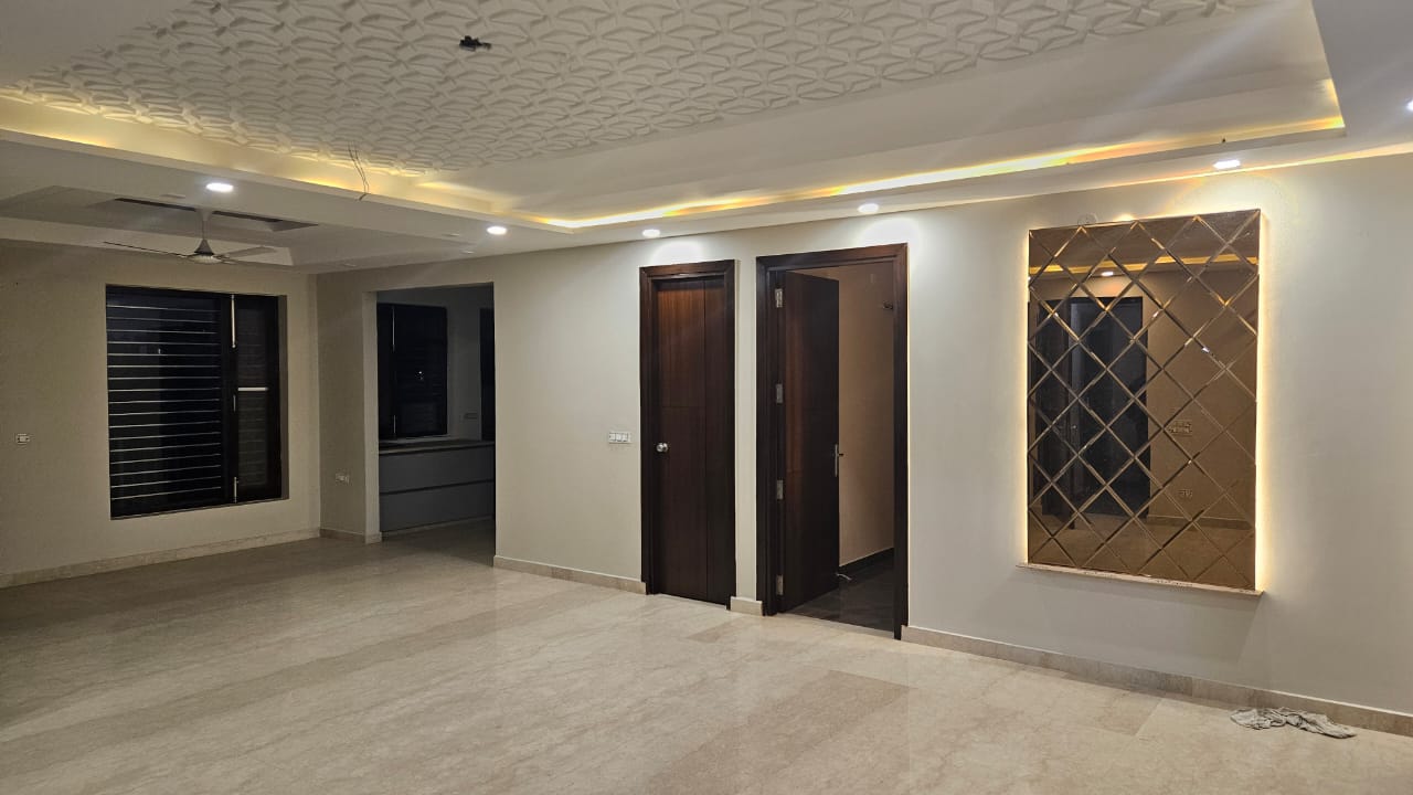 3.5 BHK Builder Floor For Resale in Sector 15 Faridabad  7488811