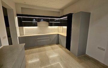 3.5 BHK Builder Floor For Sale in Sector 15