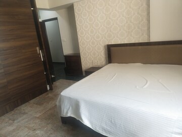 Bedroom in 4 BHK Apartment at L&T Emerald Isle, Powai – for Sale