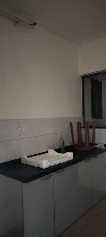 Bathroom in 2 BHK Apartment at Amanora Future Towers, Hadapsar – for Sale