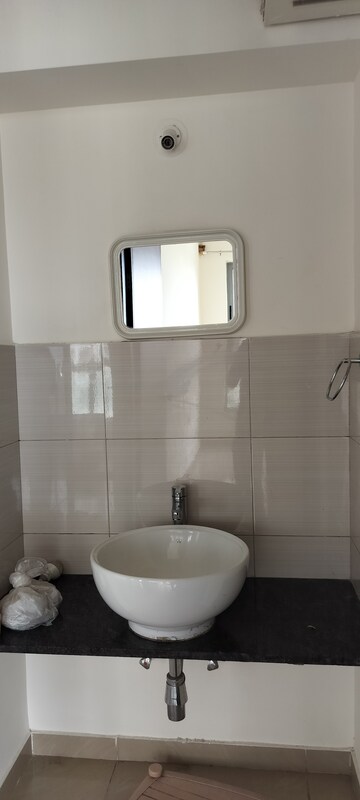 Bathroom in 2 BHK Apartment at Amanora Future Towers, Hadapsar – for Sale