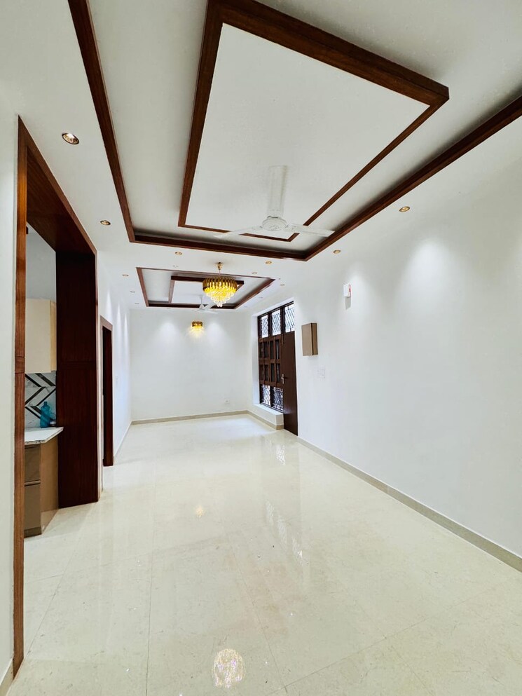 Living Room, green fields colony 3 Bedroom 200 Sq.Ft. Builder Floor In Green Fields Colony Faridabad 7489425