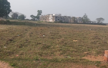 Plot For Sale in Balianta