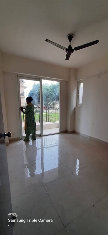 Room in 2 BHK Apartment at Signature The Serenas, Sohna Sector 36 – for Sale