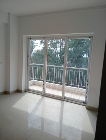 Room in 3 BHK Apartment at Park Avenue, Mussoorie Road – for Sale