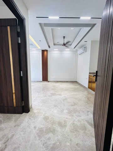 Room in 3 BHK Apartment at Godrej Zenith, Sector 89 – for Sale