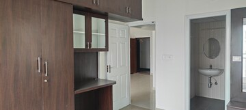 Room in 3 BHK Apartment at Mahaveer Maple, Kundalahalli – for Sale