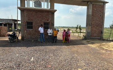 Plot For Sale in Chhata