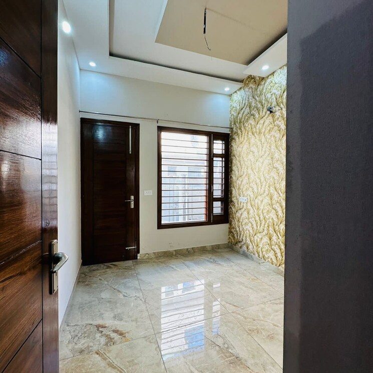 Bedroom, patiala road 4 Bedroom 220 Sq.Yd. Independent House In Patiala Road Zirakpur 7492631
