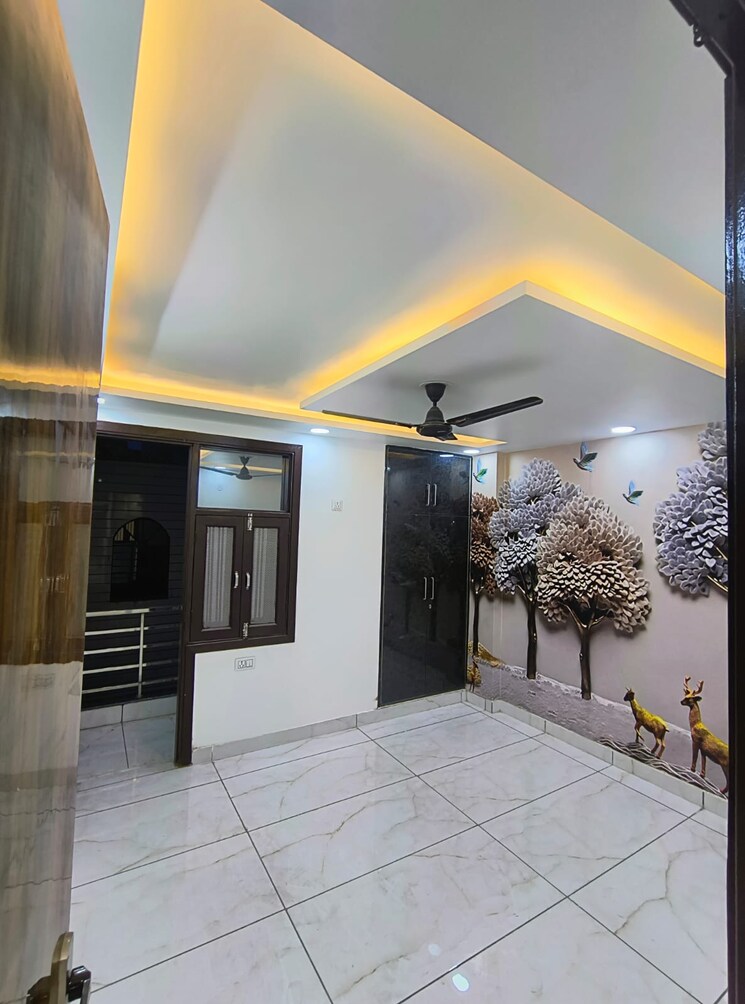 Bedroom, dwarka mor 3 Bedroom 132 Sq.Yd. Builder Floor In Dwarka Mor Delhi 7492666