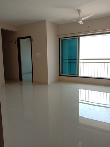 Room in 1 BHK Apartment at Royal Oasis, Malad West – for Sale