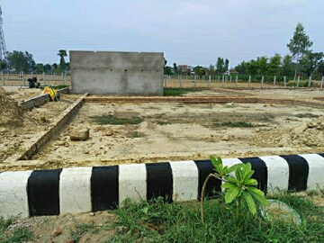 Plot – Exterior View View at Sultanpur Road - for Sale
