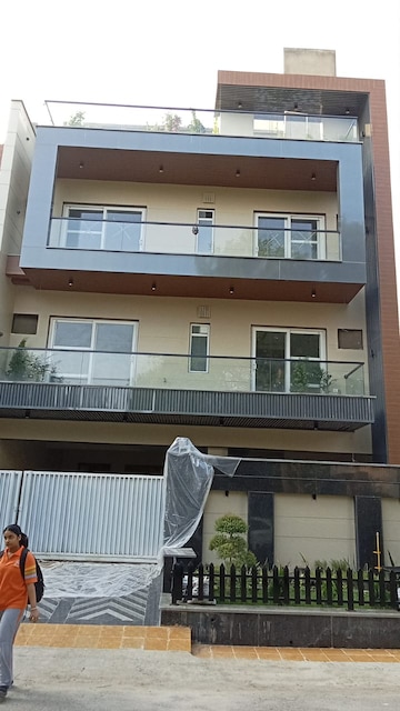 3 BHK Independent House For Rent in Parsvnath Platinum Gn Swarn Nagri Greater Noida  7493333