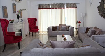 Bathroom in 3 BHK Apartment at Gaur Yamuna City 16th Park View, Gaur Yamuna City – for Sale