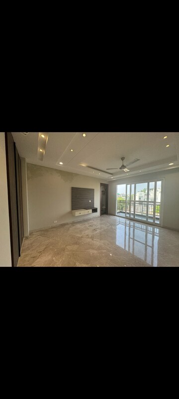 Room in 4 BHK Builder Floor at Punjabi Bagh West – for Sale