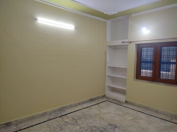 Room in 3 BHK Independent House at Turner Road – for Sale