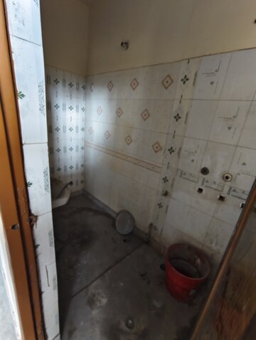 Bathroom in 1.5 BHK Builder Floor at Indraprastha Colony – for Sale