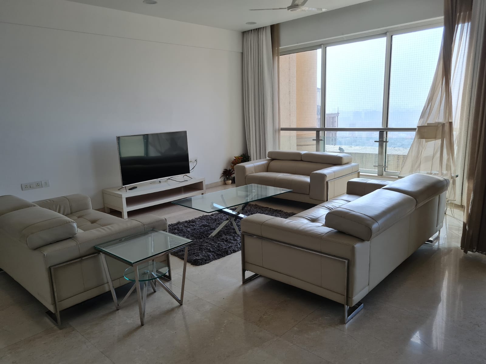 3.5 BHK + Pooja Room,Servant Room 1600 Sq.Ft. Apartment in Adonia Apartments