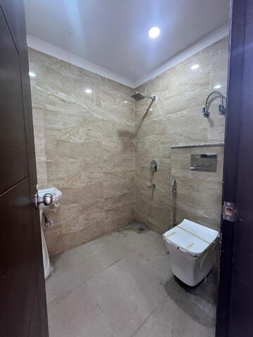 Bathroom in 3 BHK Builder Floor at Palm Residency Chhatarpur, Chattarpur – for Sale
