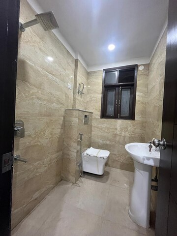 Bathroom in 3 BHK Builder Floor at Palm Residency Chhatarpur, Chattarpur – for Sale