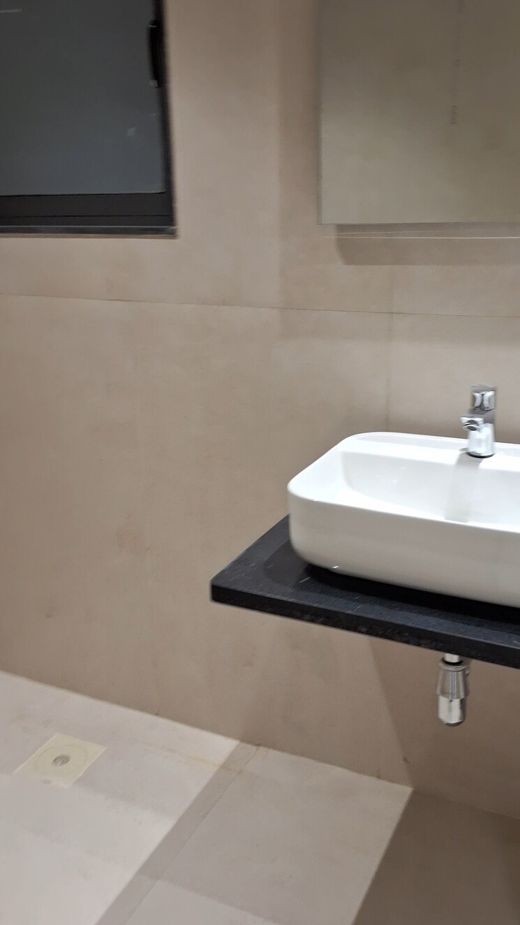 Bathroom, dlh-signature 4 Bedroom 2700 Sq.Ft. Apartment In Bandra West Mumbai 7494593