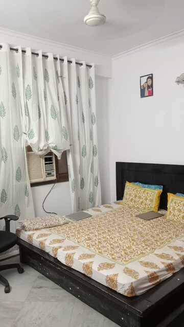 Bedroom in 4 BHK Independent House at Uppal Southend, Sector 49 – for Sale