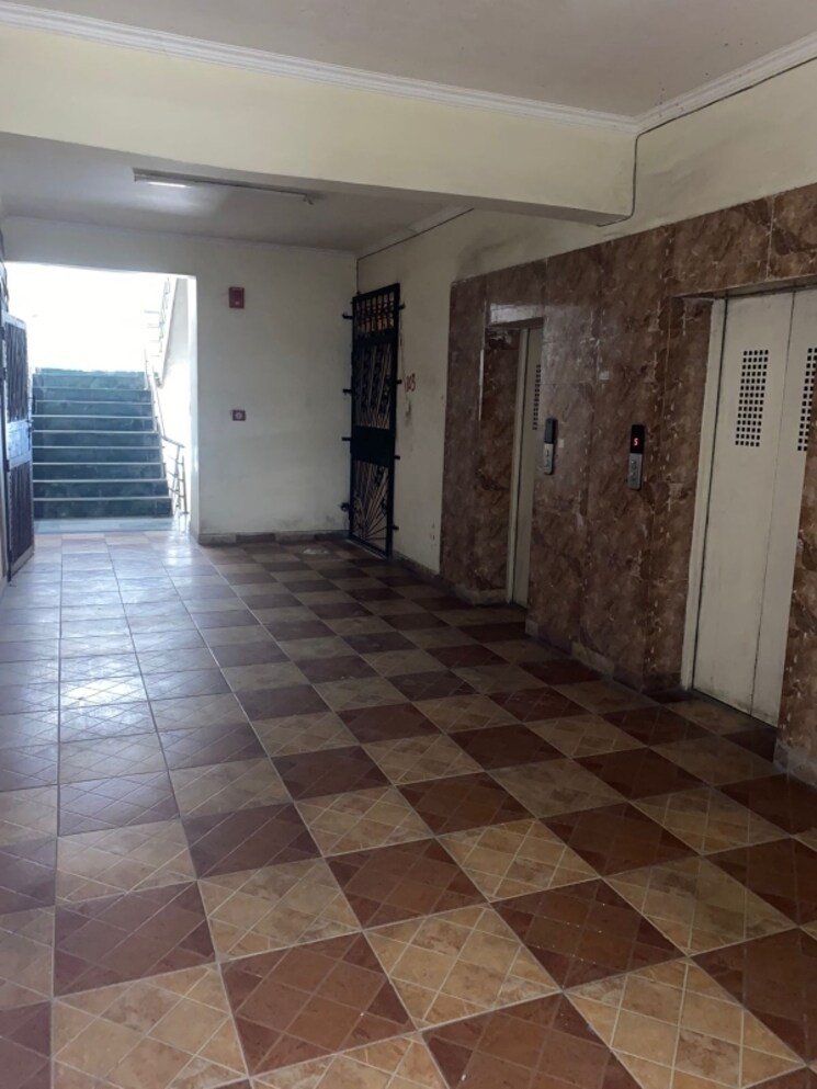  Parking, kg-royal-heights 4 Bedroom 1875 Sq.Ft. Apartment In Faizabad Road Lucknow 7494737