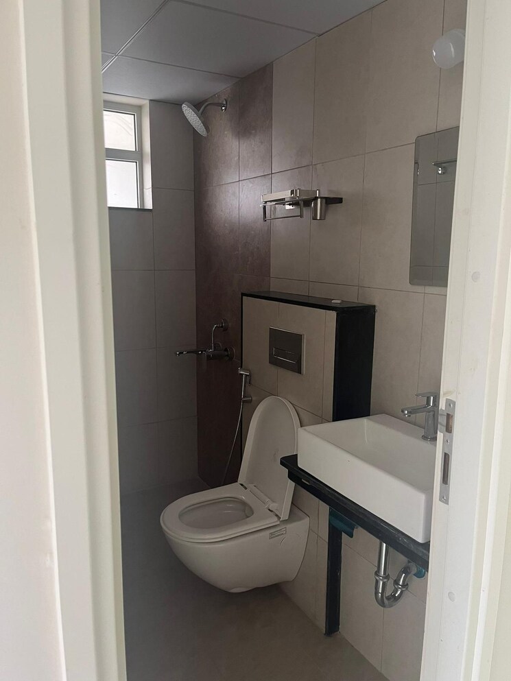 Bathroom, godrej-hillside 3 Bedroom 878 Sq.Ft. Apartment In Mahalunge Pune 7494746