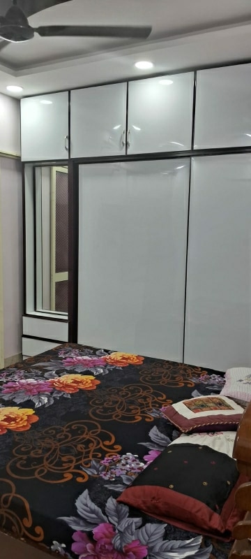 Bedroom in 4 BHK Builder Floor at Janakpuri – for Sale