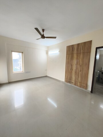 Room in 2.5 BHK Apartment at RPS Savana, Sector 88 – for Sale
