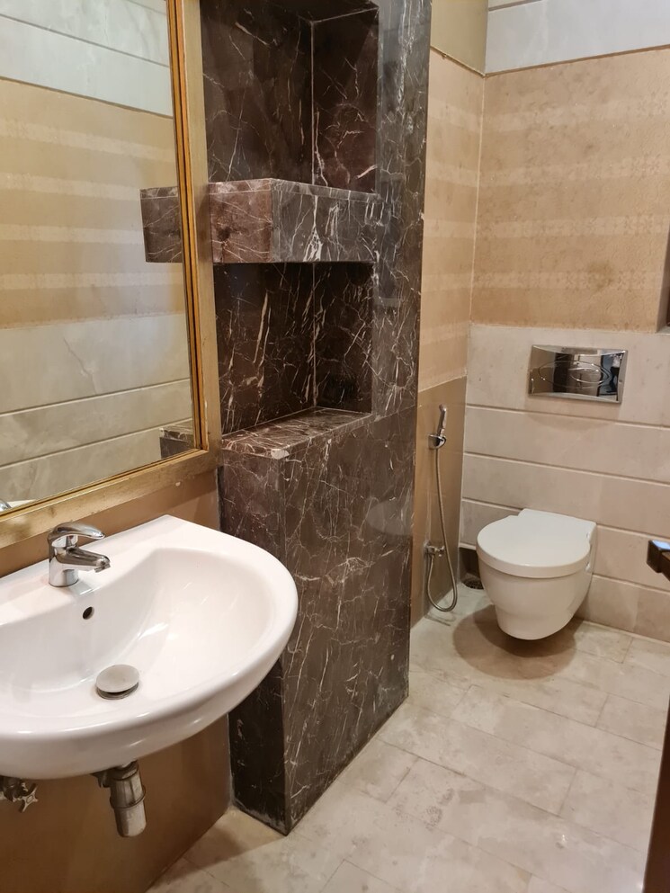 Attached Bathroom, hiranandani-gardens-torino 3 Bedroom 2060 Sq.Ft. Apartment In Powai Mumbai 7495208
