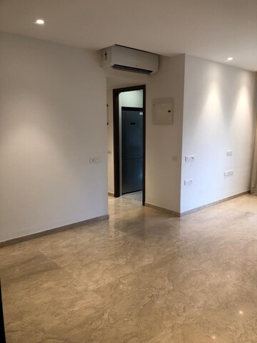 Room in 2 BHK Apartment at Hiranandani Castle Rock, Powai – for Sale