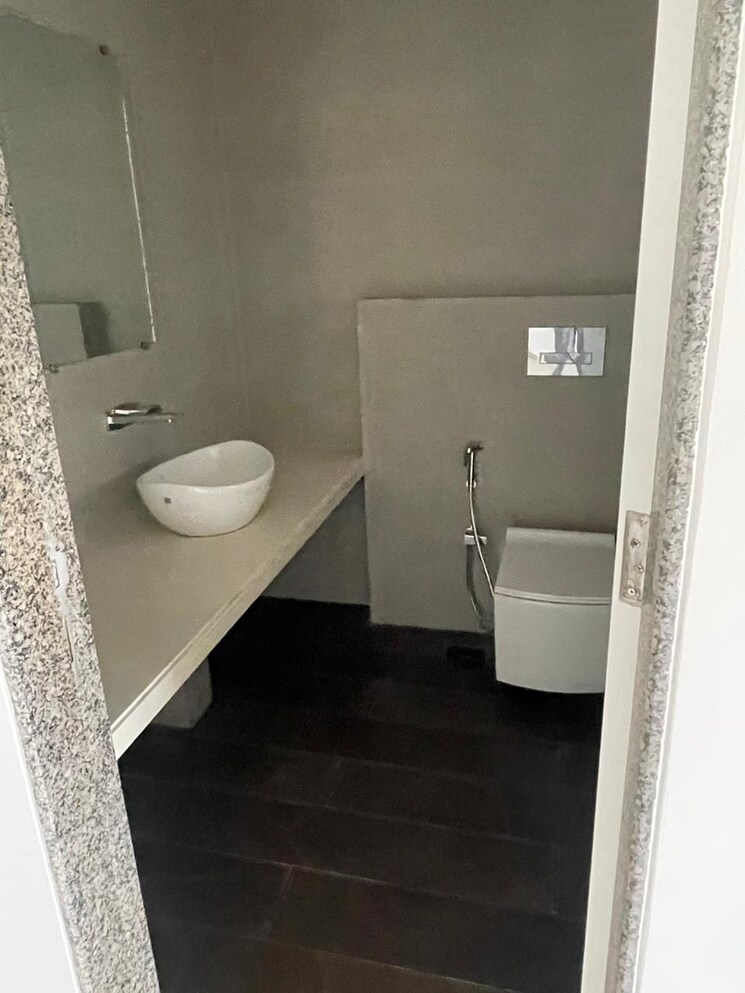 Bathroom, l-t-emerald-isle 4 Bedroom 1968 Sq.Ft. Apartment In Powai Mumbai 7495269