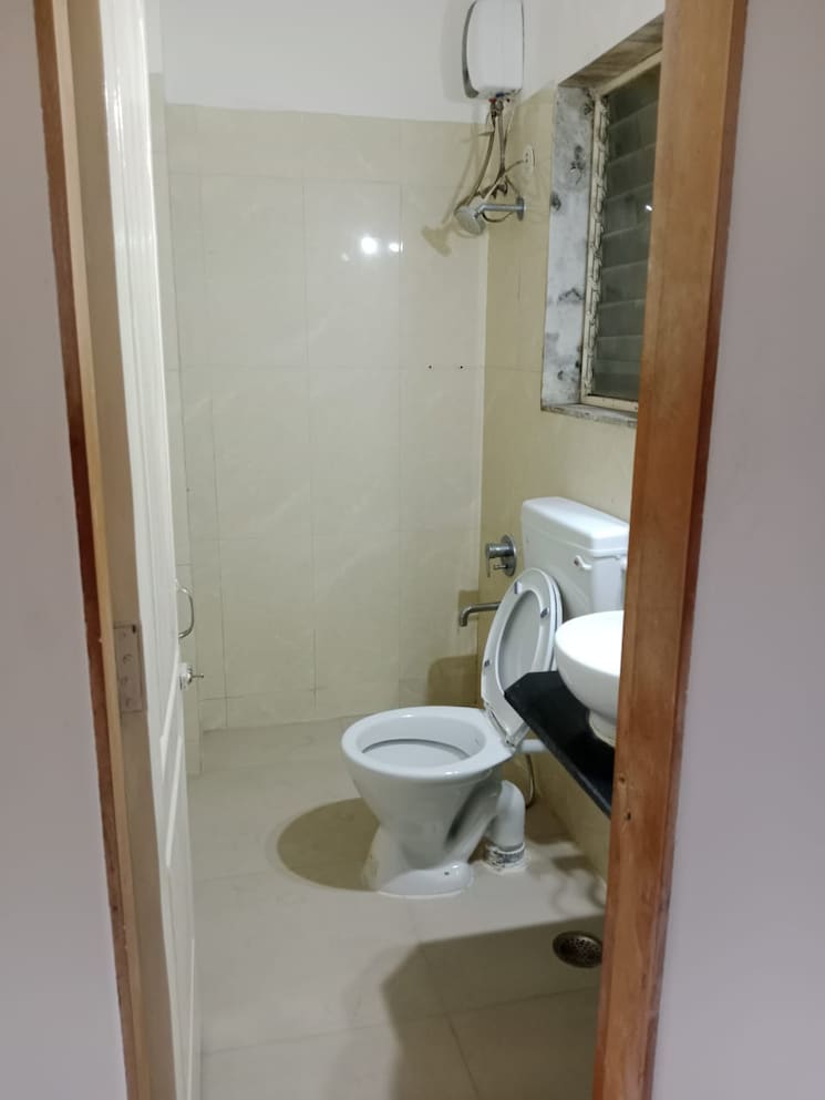 Bathroom, l-t-emerald-isle 4 Bedroom 1968 Sq.Ft. Apartment In Powai Mumbai 7495269