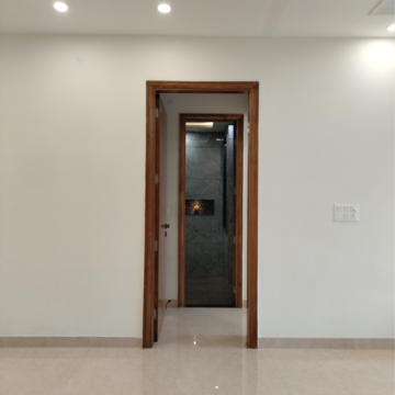 Room in 4 BHK Builder Floor at Sector 89 – for Sale