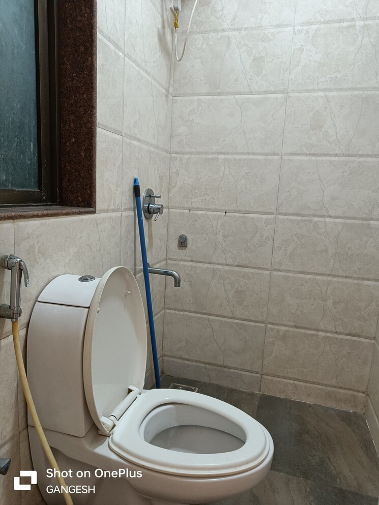 Bathroom, dsk-madhukosh 2 Bedroom 600 Sq.Ft. Apartment In Andheri East Mumbai 7495438