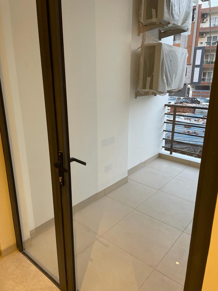 Balcony, signature-global-city-63a 3 Bedroom 1450 Sq.Ft. Independent House In Sector 63a Gurgaon 7496028