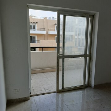 Room in 3.5 BHK Builder Floor at Bptp Park 81, Sector 81 – for Sale