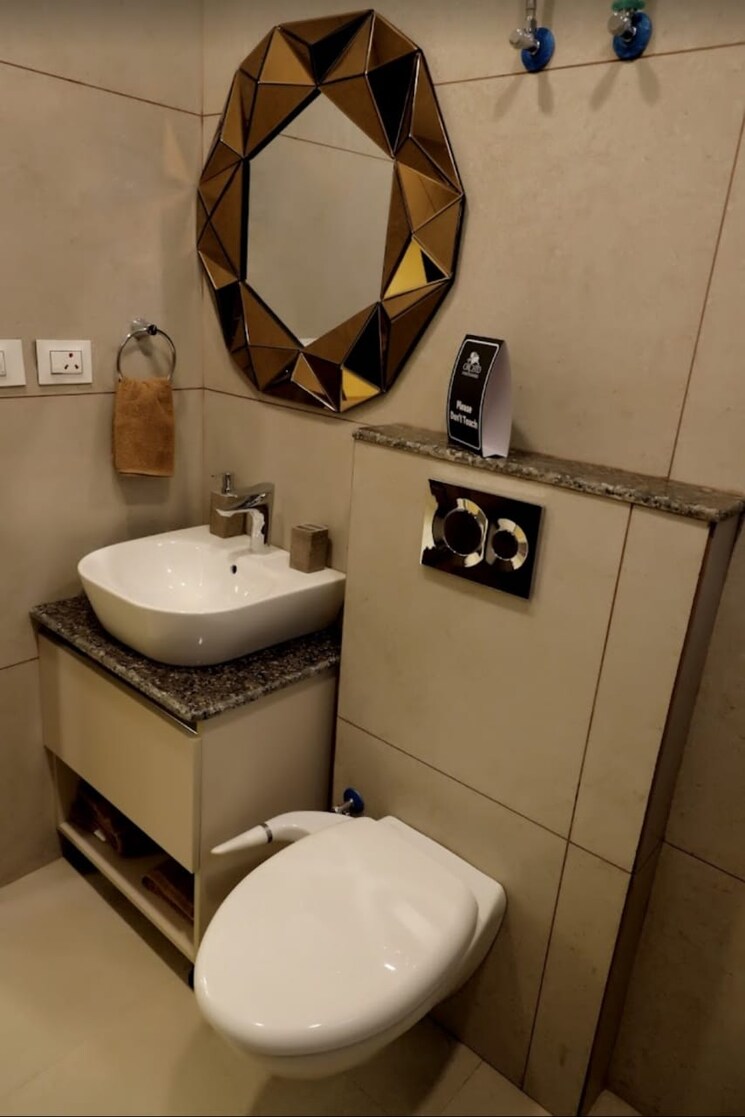 Bathroom, trishla-city 3 Bedroom 1800 Sq.Ft. Apartment In Patiala Road Zirakpur 7496406