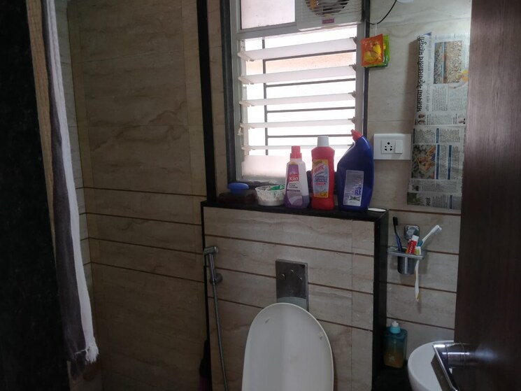 Bathroom, vertical-alcinia 2 Bedroom 724 Sq.Ft. Apartment In Mohammadwadi Pune 7496413