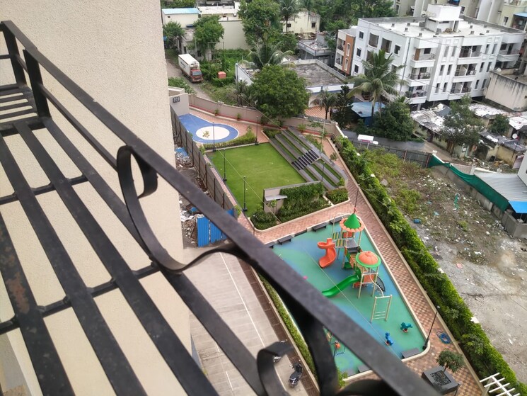 Balcony, vertical-alcinia 2 Bedroom 724 Sq.Ft. Apartment In Mohammadwadi Pune 7496413
