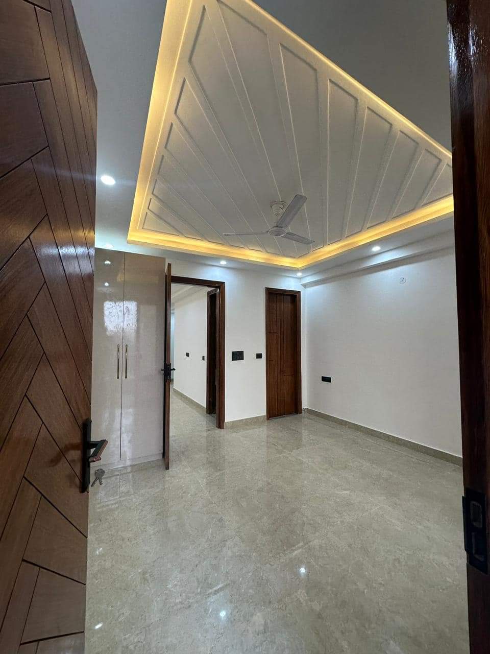 2 BHK Builder Floor For Rent in Freedom Fighters Enclave Delhi  7496438