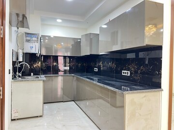 3 BHK Builder Floor For Sale in Chattarpur