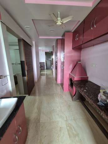 2 BHK Apartment For Rent in Gyan Khand Iii Ghaziabad  7496886