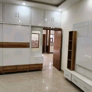 Room in 3 BHK Independent House at Sector 123 – for Sale